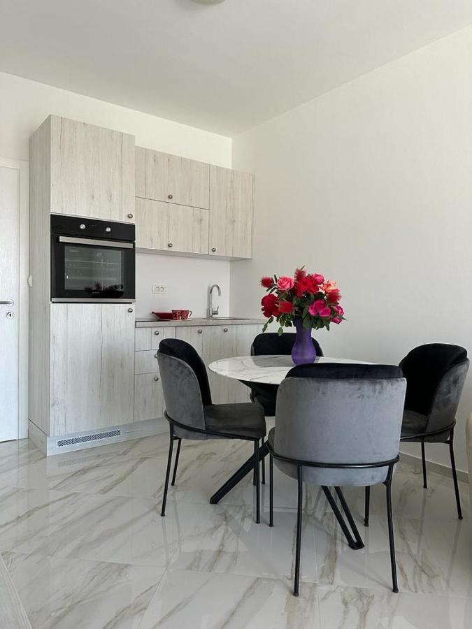 Villa Holiday Apartments Бар Екстер'єр фото