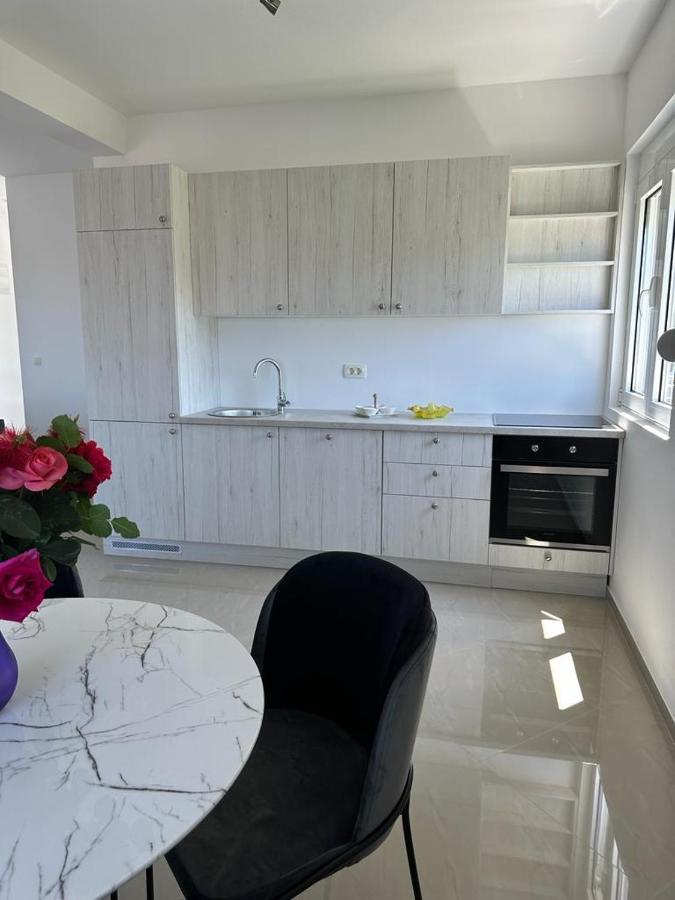 Villa Holiday Apartments Бар Екстер'єр фото