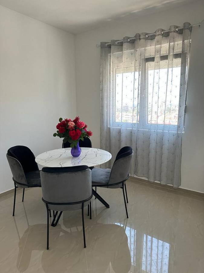 Villa Holiday Apartments Бар Екстер'єр фото