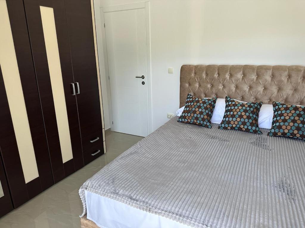 Villa Holiday Apartments Бар Екстер'єр фото